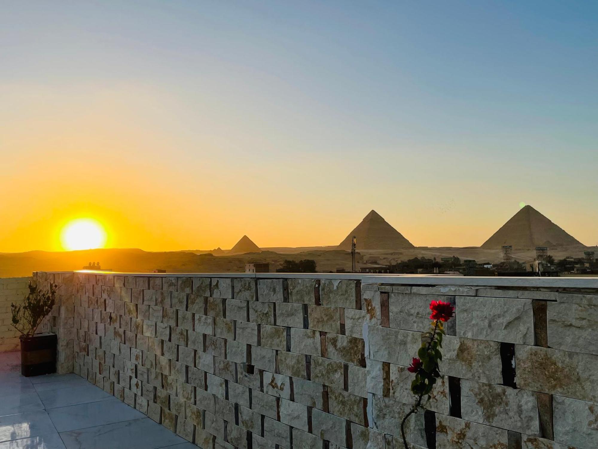 Golden Mask Pyramids Inn Kafrat al Jabal Exterior photo